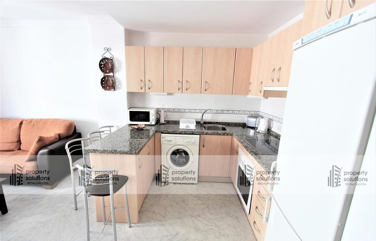 Playa 1º Linea Playa- Apartamento Duplex En Pleno Corazon De La Carihuela ตอร์เรโมลิโนส ภายนอก รูปภาพ