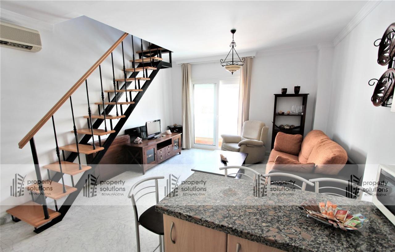 Playa 1º Linea Playa- Apartamento Duplex En Pleno Corazon De La Carihuela ตอร์เรโมลิโนส ภายนอก รูปภาพ